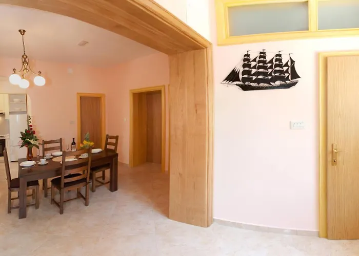 Apartments Beautiful Sandy Beach